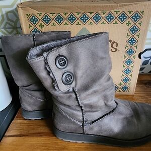 Skechers Memory Foam Keepsakes Upland Boots